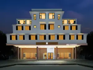 Yunman Hotel