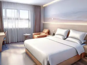 Zhongjiang Yunding Business Hotel