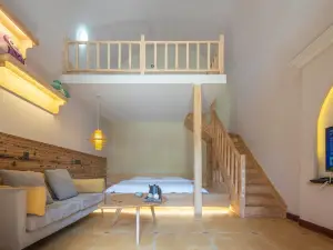 Lulong  youyoujiayuan B&B