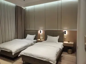 Mingsheng Hotel
