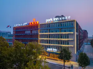 Lan'ou Hotel (Yucheng Debai Square Store)