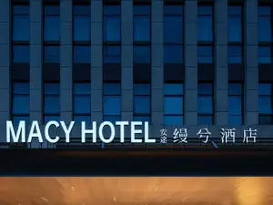 Auto Macy Hotel