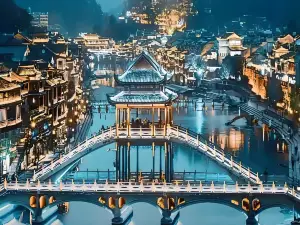 Phoenix Ancient City Dubai River View Homestay