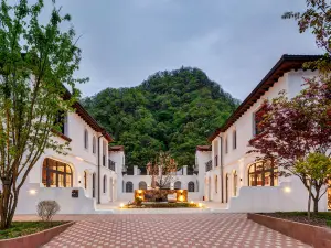 Floral Hotel·Xianning Residential Homestay