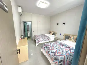 Ruoqi xiangQing Hotel