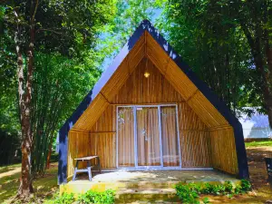 D'Bamboo KAMP Desa Wisata Ekang