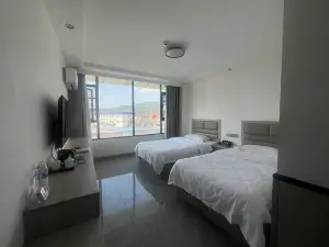 Butuo Baiyue Xiangzi Grand Hotel