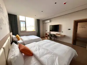 Boyi Hotel (Dayao Bus Station)