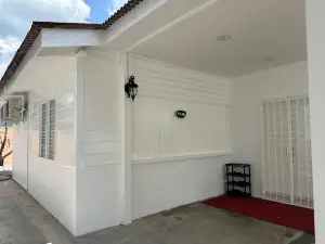 Style Star Inn Homestay (Alisa)