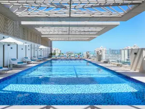 Cheval Maison - the Palm