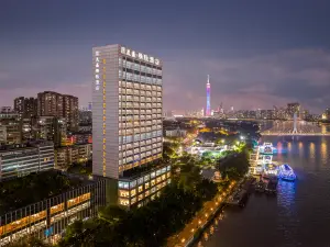 Elegant Hotel (the Pearl River Night Tour in Ersha Island, Guangzhou）