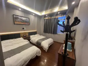 崗巴高原富氧飯店