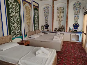 Emirkhan Guesthouse