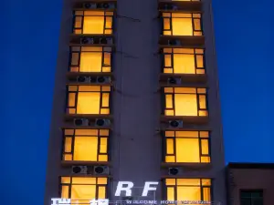 Ruifeng Hotel (Maichen Town)