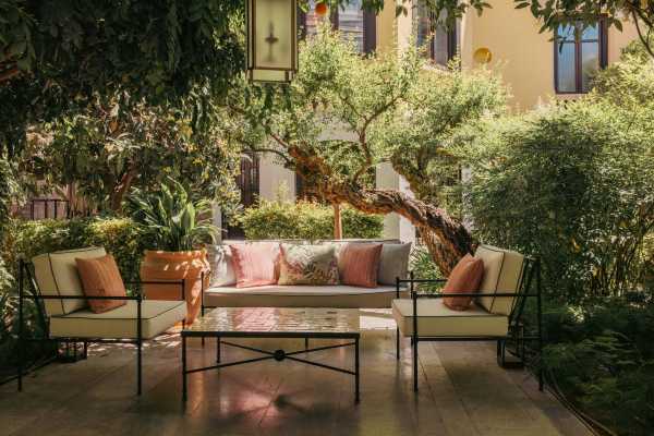 Hospes Palacio de Los Patos Granada Promo Code