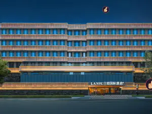 Lan'ou International Hotel of Xi'an Xixian Building Subway Station