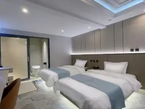 Zhaotong Weiai Hotel