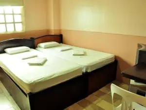 GV Hotel - Ipil