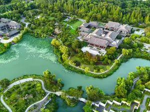Yangzhou Seclusive Life Hot Spring Resort