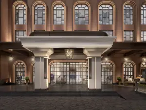 GOLD SEASON HOTEL