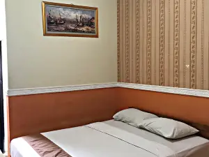 Grand Valonia Hotel Cafe & Park Jember
