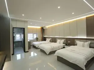 Morin Dawa Banner Zhongxin Business Hotel