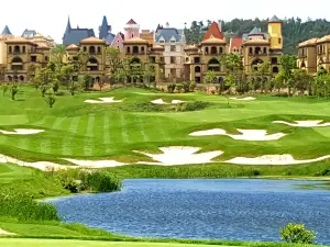 Golden Shining Gulf Hot Spring Resort Hotel