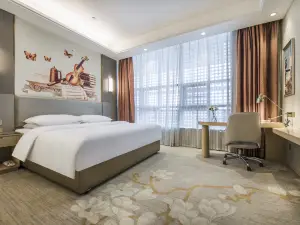 Bachu Populus Euphratica International Hotel (Shiji Avenue Branch, Bachu Pedestrian Street)