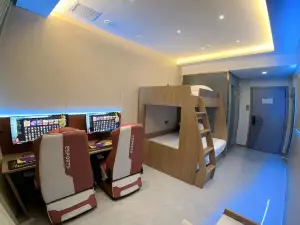 โรงแรมอีสปอร์ตเซ็นหลาน