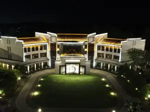 Qinlu Resort Hotel