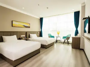 7 Days Inn (Hanzhong Chenggu Commercial Pedestrian Street Branch)