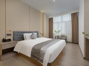 Hezhang Jiuyuan Grand Hotel
