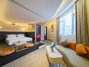 Xiangyu Shiguang Hotel (Puning Liusha People's Park)