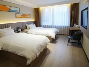 Horqin Left Middle Banner Xin Zhuangfei Hotel