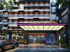 Four Seasons International Apartment