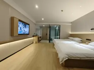 Dingyuan Huaixi Hotel