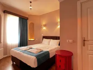 Grand Uchisar Hotel