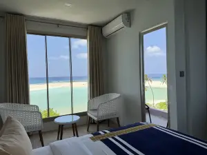 Avyanna Gulhi Beach Hotel