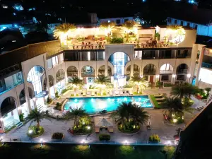 Sunrise Mountain View Resort