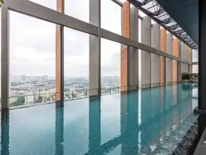 Millerz Square Luxury Home by Guestonic