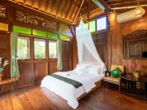 JavaLO Villa Lombok