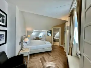 Maison Milano | UNA Esperienze