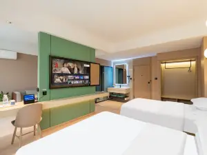 Wanhao Hotel (Xining Railway Station Xinqian Night Market Branch)