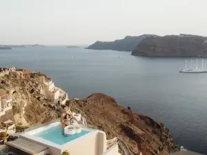 Nano Oia Villas
