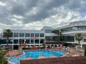 Te Stela Resort & Spa