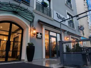 Port Rivoli Baku Hotel