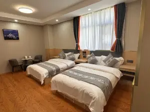 Naicangjibu Hotel