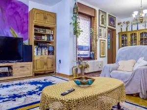 100 m² Apartment in the Diplomatic Area
