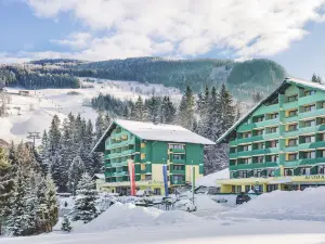Alpine Club Resort