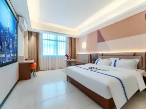 Baolong Business Hotel (Oriental High-speed Railway Station)